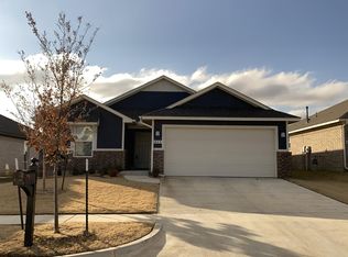 425 Kearny Ln, Yukon, OK 73099