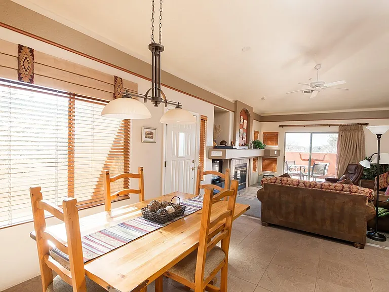 601 Desert Sage Ln — Photo 11