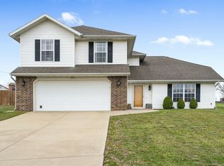 1003 W Ridgecrest St, Ozark, MO 65721