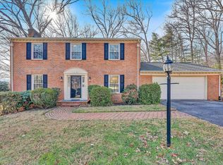 3034 Tree Top Ln, Roanoke, VA 24018