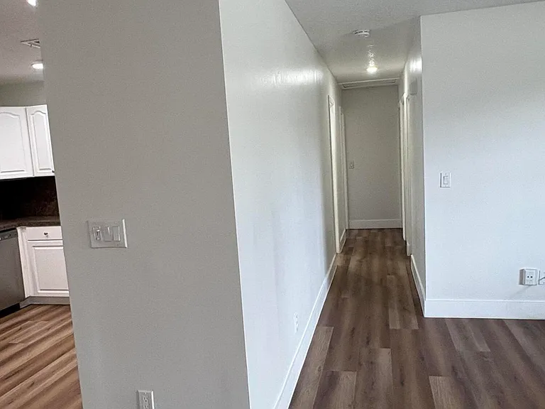 285 NE Floresta Dr — Photo 19