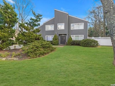 16 Middle Road, Blue Point, NY, 11715