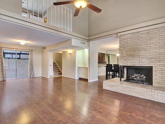 5th image of 2933 Country Place Cir