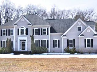 2 Biltmore Ct, Avon, CT 06001