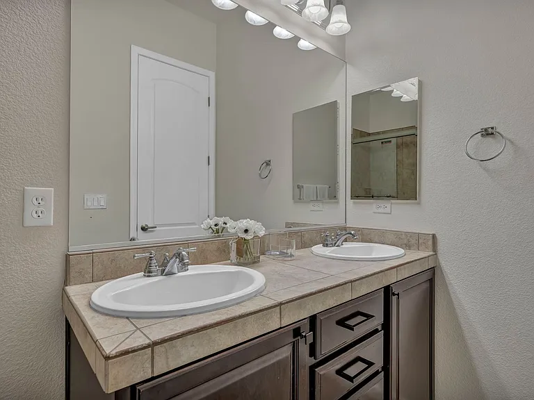 6328 Windy Meadow Dr — Photo 44