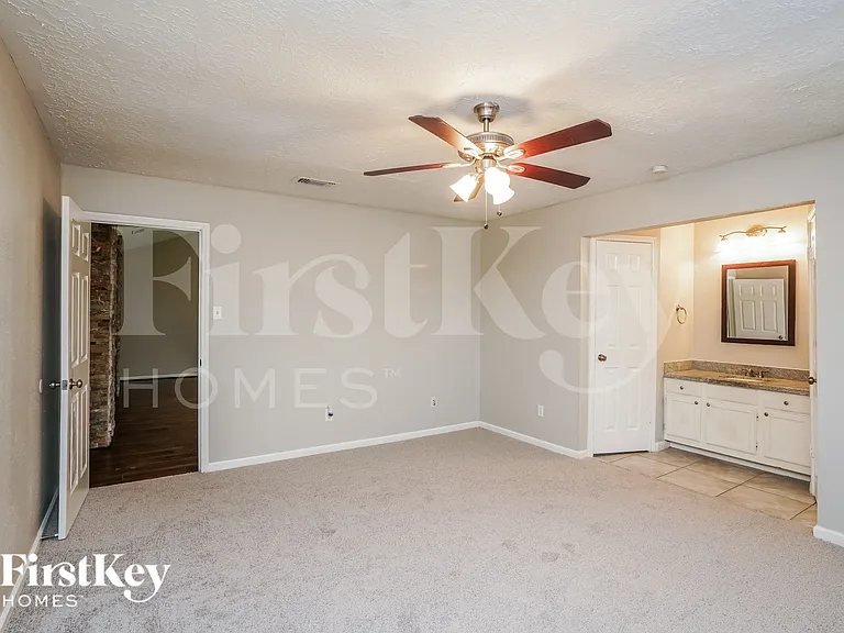 17927 Lake Manor Dr — Photo 9