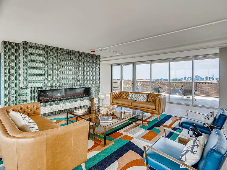 The elements at Sloan's Lake | Denver, CO Apartments