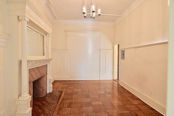 1st image of 142 W 119th St #2A