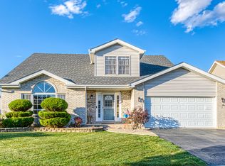 261 Timbers Bluff Trl, Beecher, IL 60401