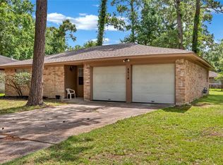 8914 Valley Hollow Dr, Houston, TX 77078