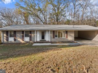 660 Honeysuckle Rd, Gainesville, GA 30501