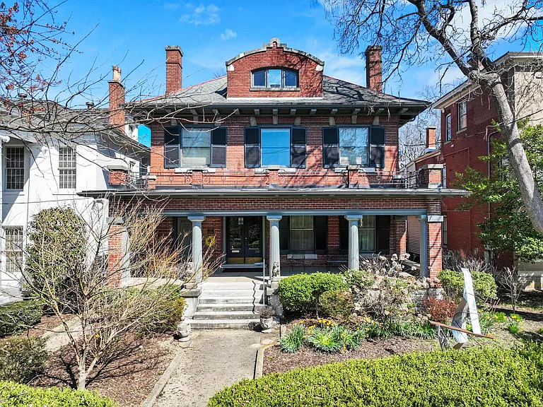 Exterior of 1241 Cherokee Road