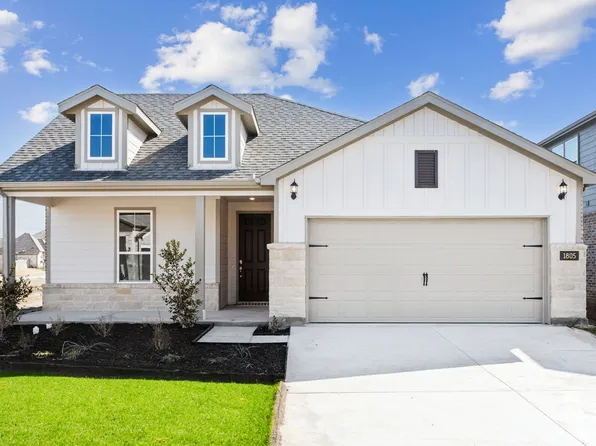 1805 Brindle St, Justin, TX 76247