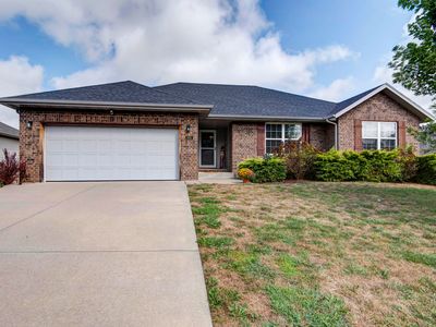 845 W Lorenza Drive, Nixa, MO, 65714