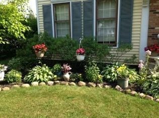 31 Spinley Ct, Rochester, NY 14626