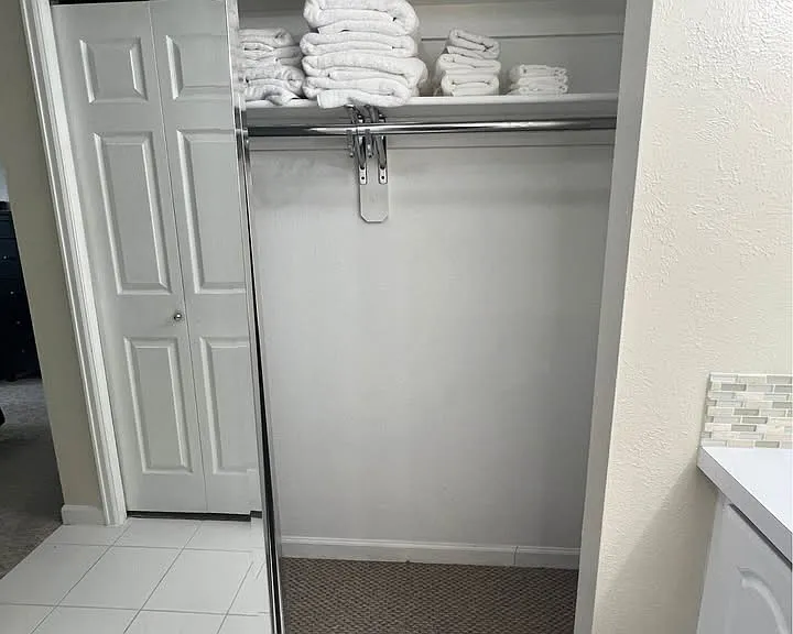 625 Manhattan Pl #208 — Photo 9