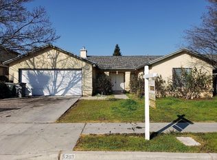 5293 N Cresta Ave, Fresno, CA