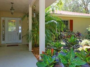 4025 Dunn Dr, Sarasota, FL 34233