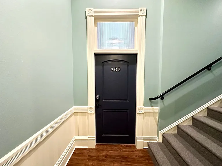 307 N Pearl St — Photo 19