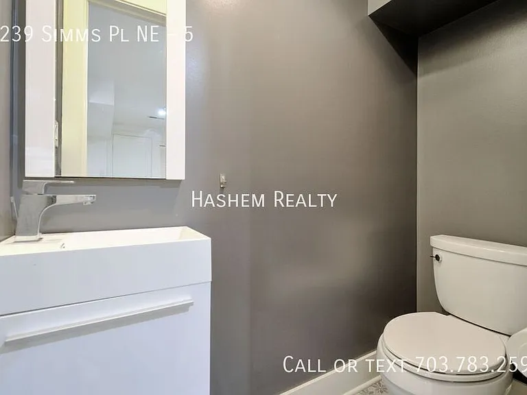 1239 Simms Pl NE #5 — Photo 9