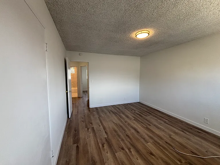 673 S Eremland Dr #2 — Photo 13