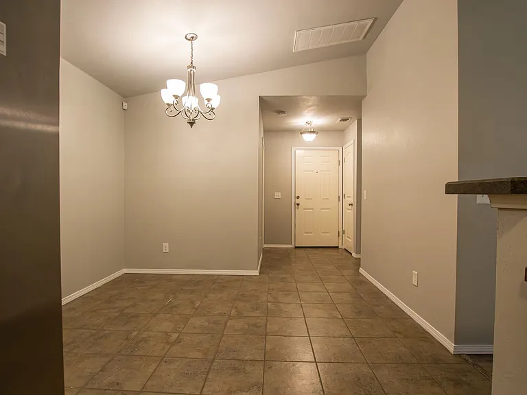 15316 Nightshade Dr — Photo 9