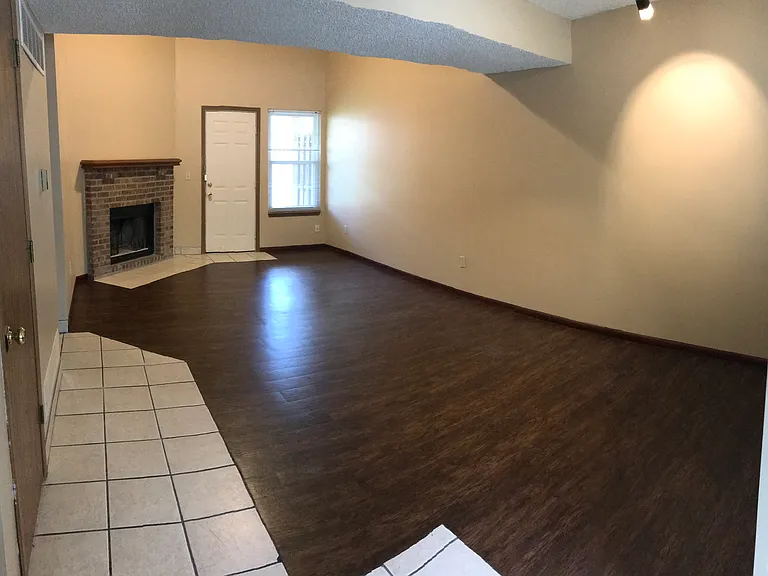 Lorimar Townhomes — Photo 28