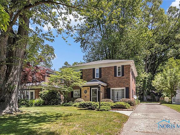 5th image of 2642 Middlesex Dr