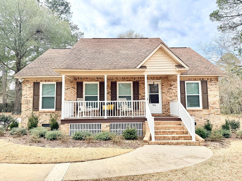 1st image of 396 Byrd St