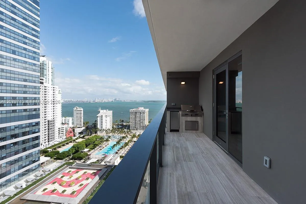Echo Brickell Condo — Photo 3
