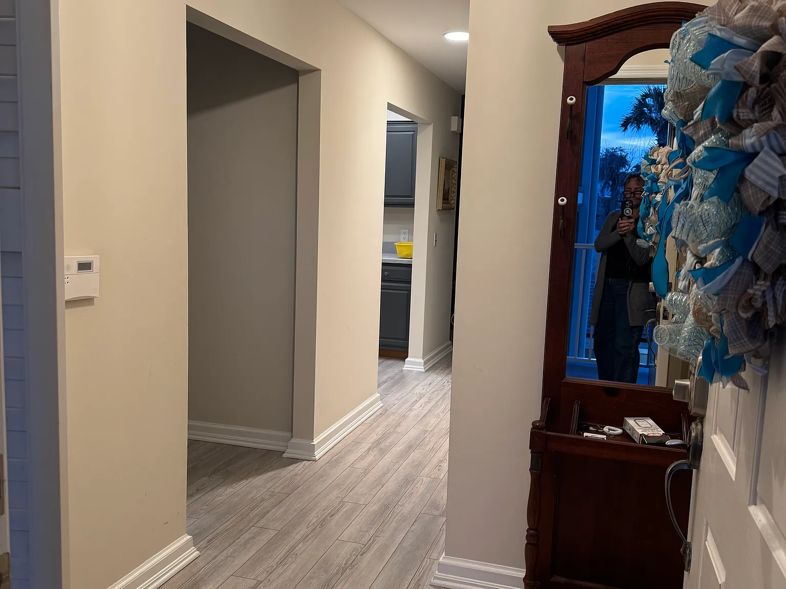 2 bed, 1559 sqft, $5,985 — Photo 4