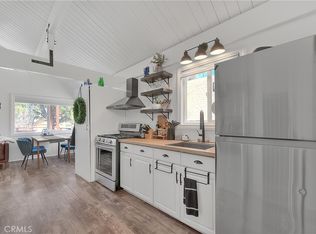 346 San Bernardino Ave, Sugarloaf, CA 92386