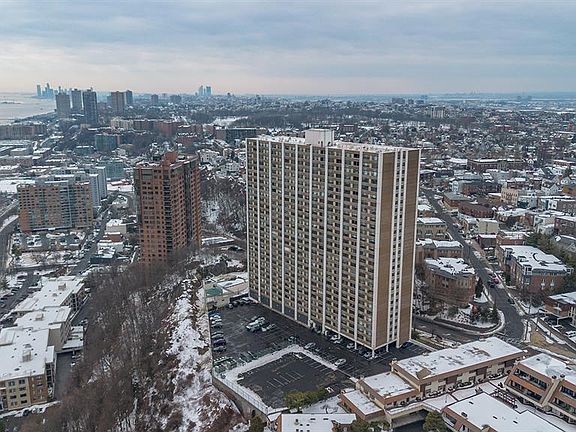 2nd image of 250 Gorge Rd APT 8J