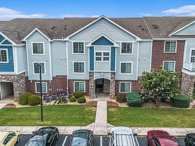 Limestone Creek Apartment Homes — Photo 45