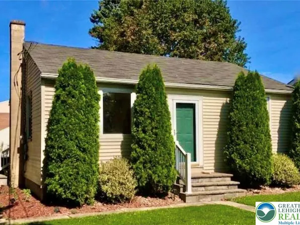 121 E Union St, Whitehall, PA 18052