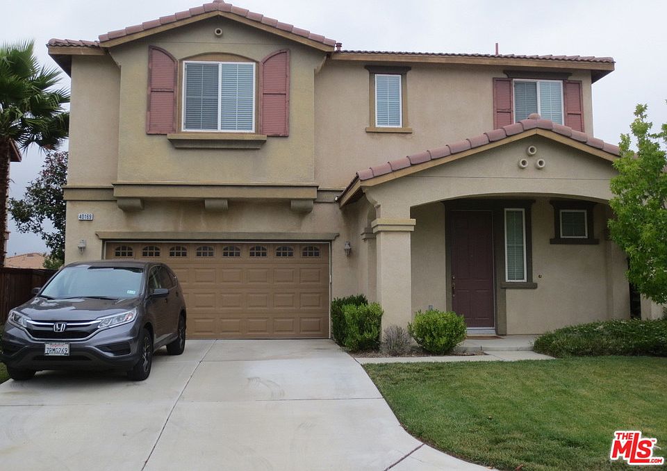 1st image of 40169 Emily Pl