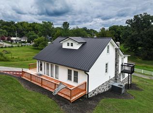 565 Clifton Heights Rd, Newport, TN 37821