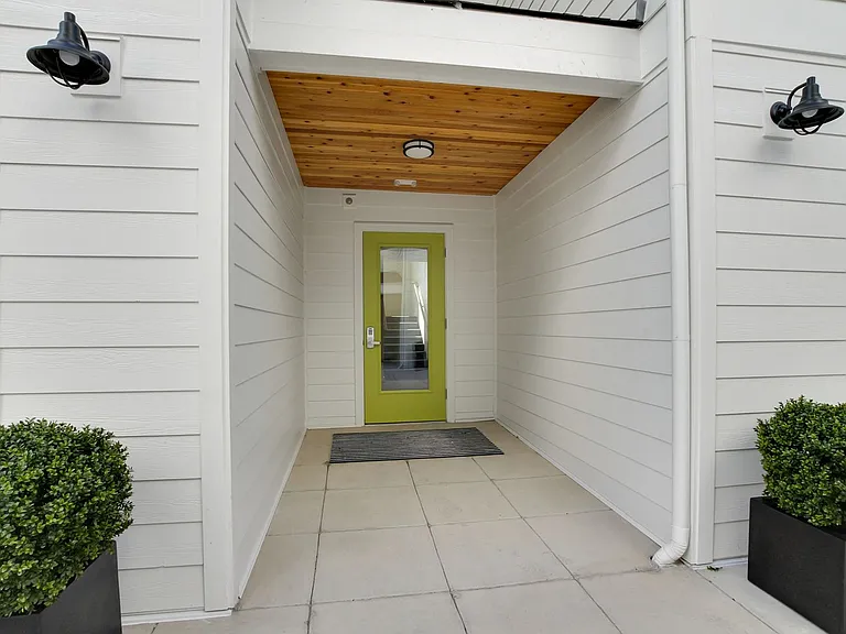 Greeley Court — Photo 12