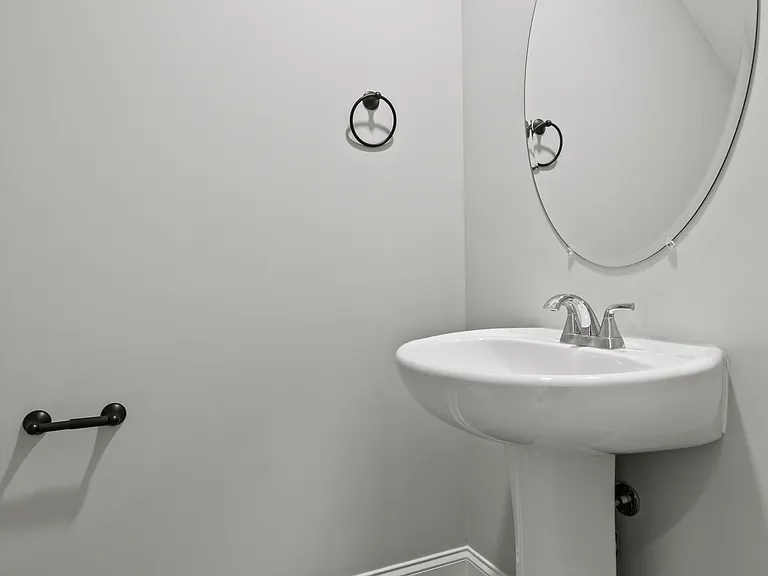 Lucas Ferry Townhomes — Photo 91