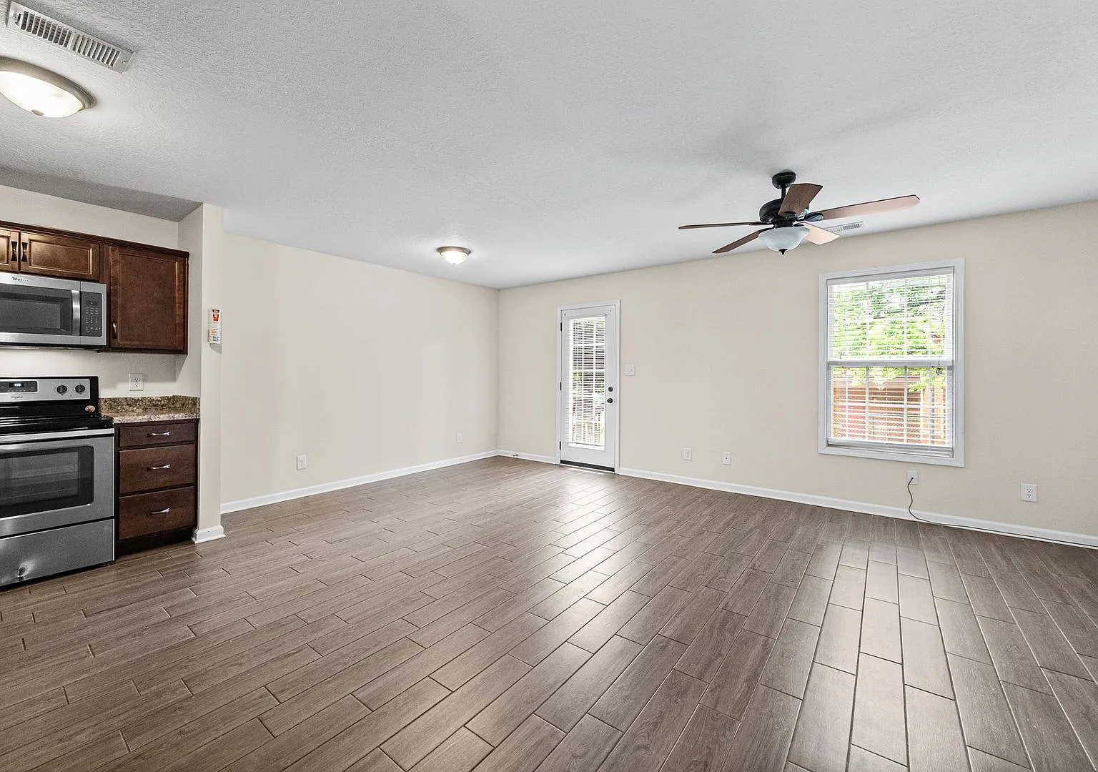 754 Robb Avenue — Photo 4