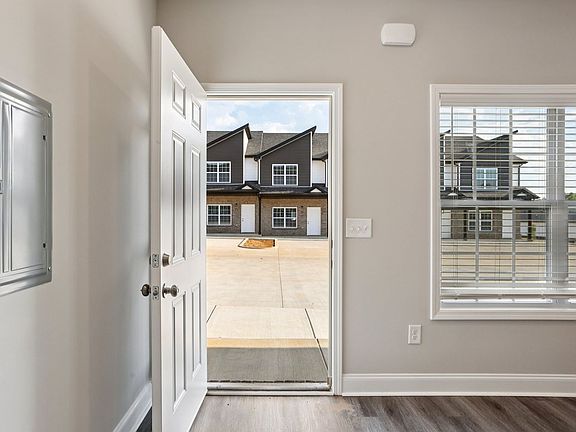4th image of 2815 Trenton Rd #101