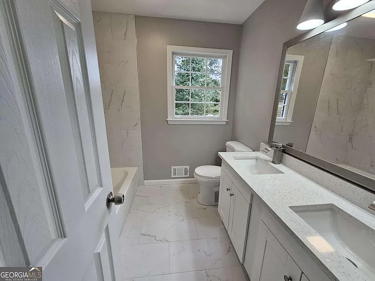 999 Braselton Hwy — Photo 14