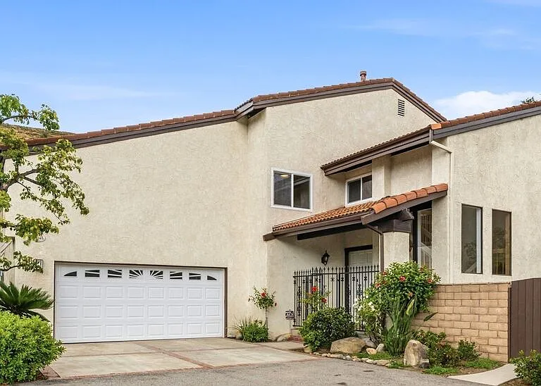 17265 Avenida De La Herradura — Photo 40