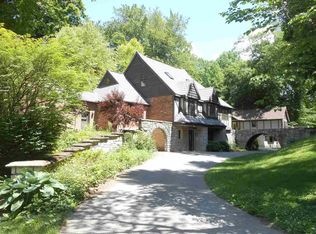 22475 Ireland Rd, South Bend, IN 46614