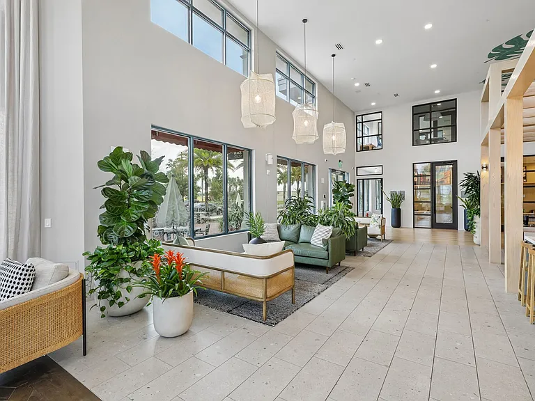 NOVEL Parkway by Crescent Communities — Photo 18