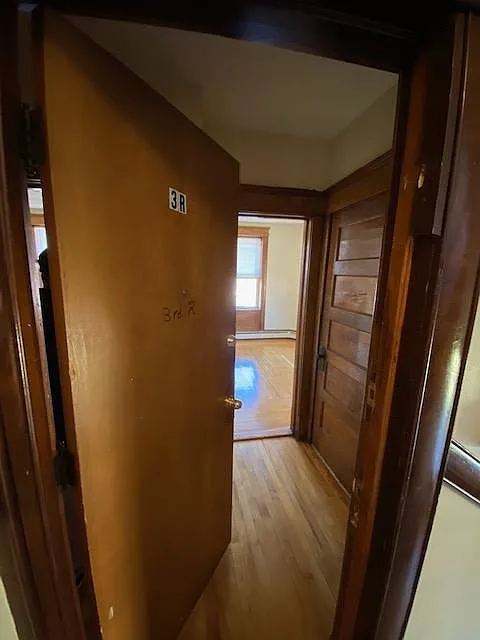 1 bed, $1,100 — Photo 2