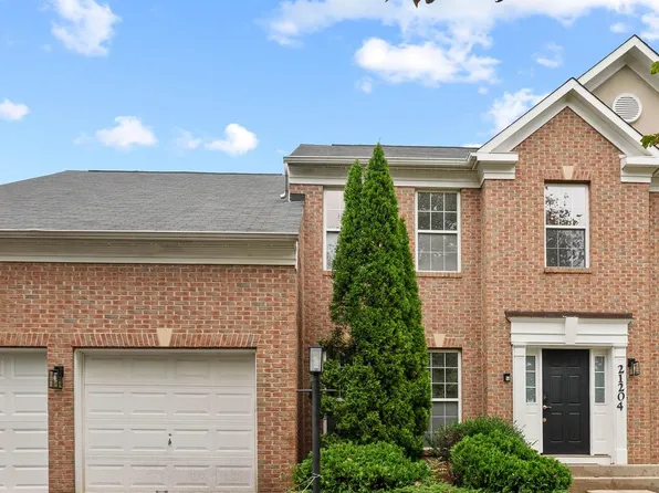 21204 Seneca Crossing Dr, Germantown, MD 20876