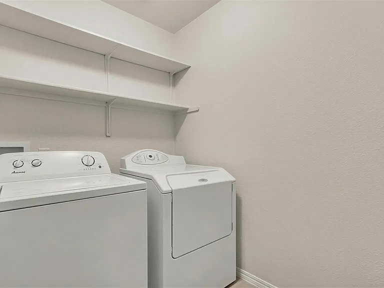 5605 Bentsen Ln — Photo 15