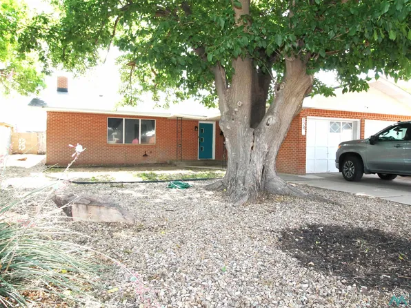 124 Kansas Dr, Portales, NM 88130