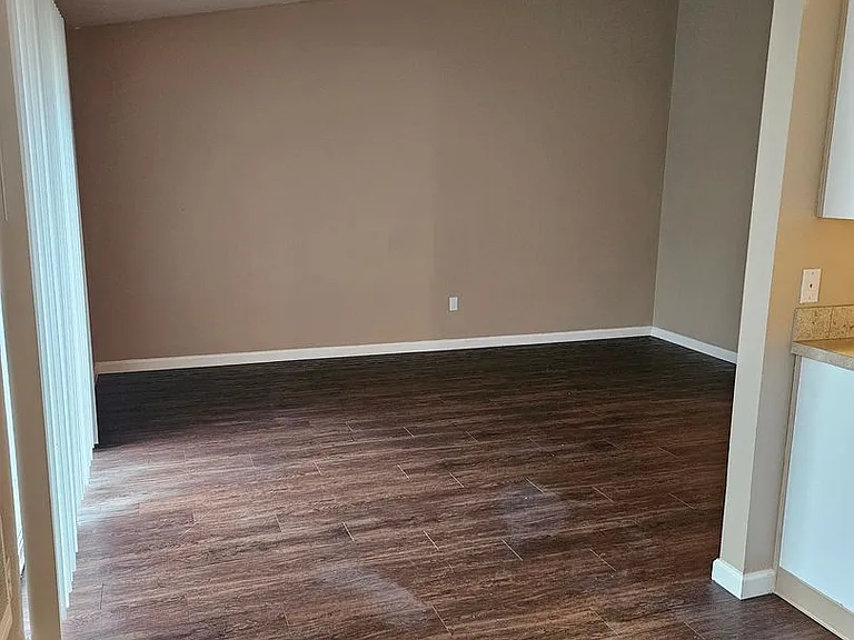 Vista Pointe Apartments in South Salem Oregon Comfortable Living Near Shopping and I5 — Photo 10